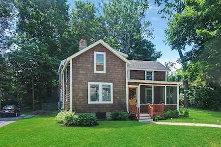 8 Wadman Circle Lexington, MA 02420