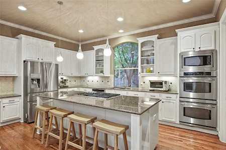 6144 Winton Street Dallas, TX 75214