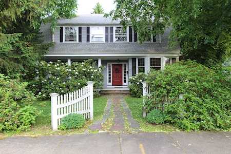 266 Highland Ave Newton, MA 02465