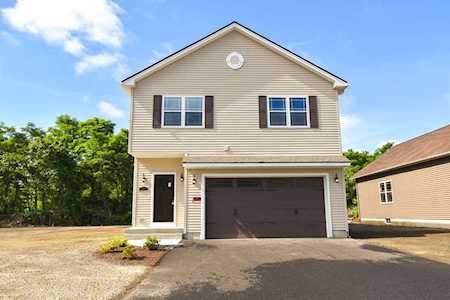 71 Elaine Circle Springfield, MA 01109