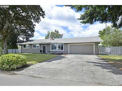 208 SE 107th Ave Vancouver, WA 98664