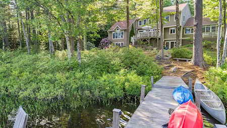 21 White Pine Ln New London, NH 03257
