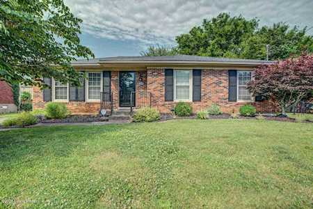 4402 Hunsinger Ln Louisville, KY 40220