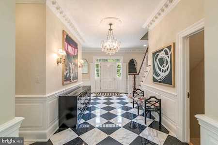 1287 Ballantrae Farm Dr Mclean, VA 22101