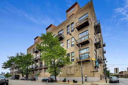2545 S Dearborn St #522 Chicago, IL 60616