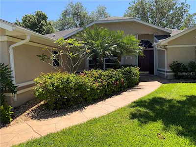 400 Seasons Dr Punta Gorda, FL 33983