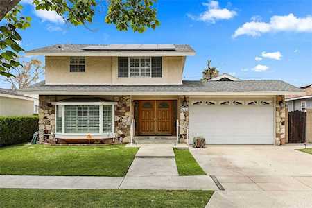 6319 Droxford Street Lakewood, CA 90713