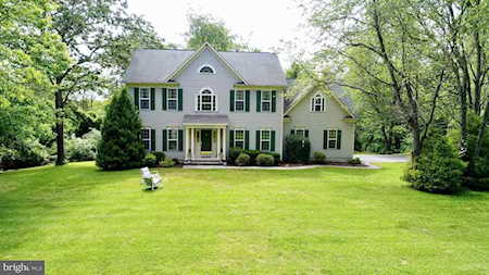 37009 Jeb Stuart Rd Purcellville, VA 20132