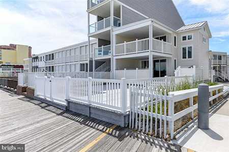 2319 Atlantic Ave #8 Ocean City, MD 21842