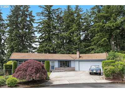 5207 NE Chateau Dr Vancouver, WA 98661