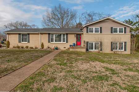 6566 Brownlee Dr Nashville, TN 37205