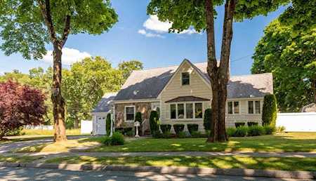 2 Williams Road Lynnfield, MA 01940