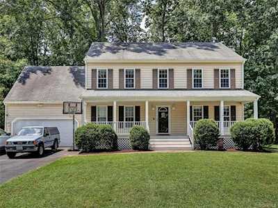 5314 Chestnut Bluff Rd Midlothian, VA 23112