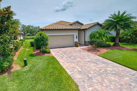 7027 Quiet Creek Dr Bradenton, FL 34212