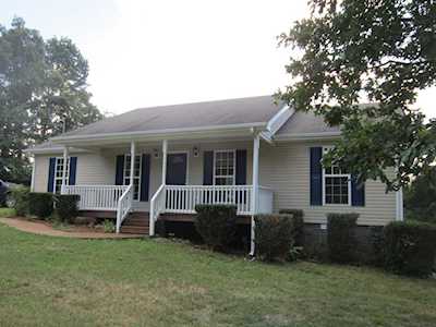 3310 Beacon Light Rd Bon Aqua, TN 37025