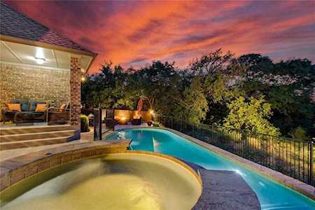 5202 Eagle Trace Trl Austin, TX 78730