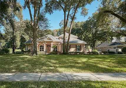8183 Narrow Leaf Point Sanford, FL 32771