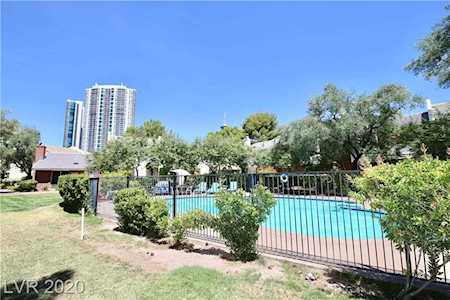 618 Tam O Shanter Dr Las Vegas, NV 89109