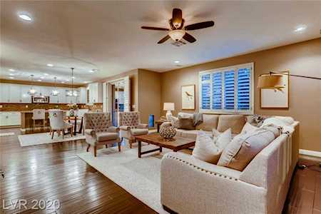 5556 Bethany Bend Dr Las Vegas, NV 89135