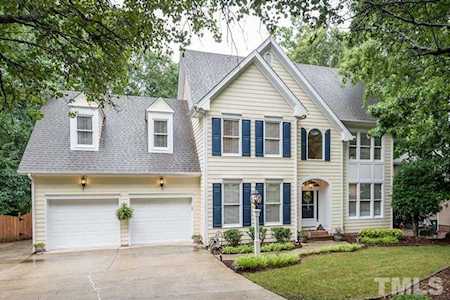 1003 Devonhurst Court Apex, NC 27502