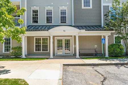 53 Bartlett Way #301 Waltham, MA 02452