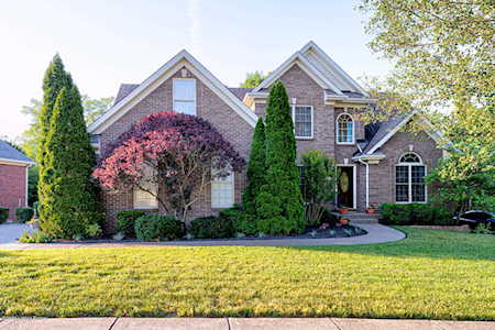 5319 Oaklawn Park Dr Louisville, KY 40299