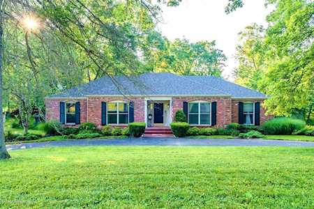 4003 Meadowland Dr Prospect, KY 40059