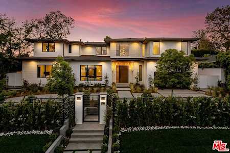 13817 W Sunset Boulevard Pacific Palisades, CA 90272