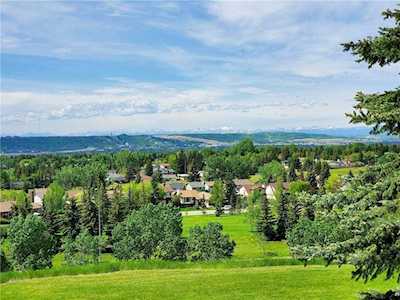 91 Edgemont Estates Dr NW Calgary, AB T3A 2M3