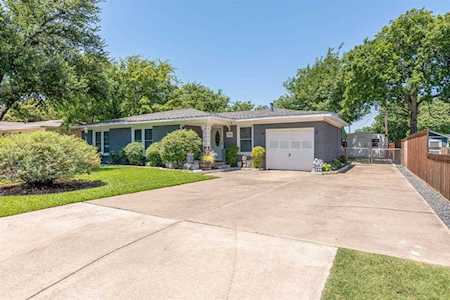 1128 Bellaire Drive Grapevine, TX 76051