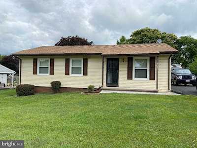 137 Beauregard Blvd Charles Town, WV 25414