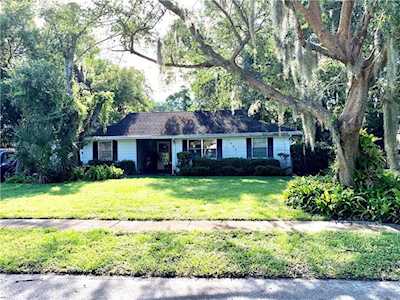 1604 Meadow Ln NE Winter Haven, FL 33881