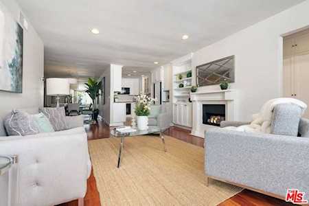 415 Montana Avenue #204 Santa Monica, CA 90403