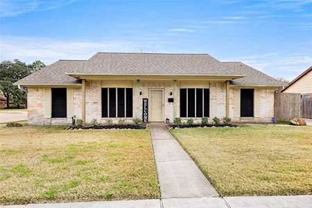 1014 Patricia Dr Deer Park, TX 77536