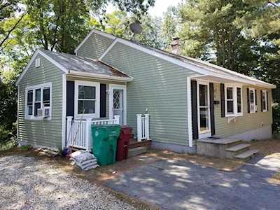 15 Fidler Terrace Lowell, MA 01850