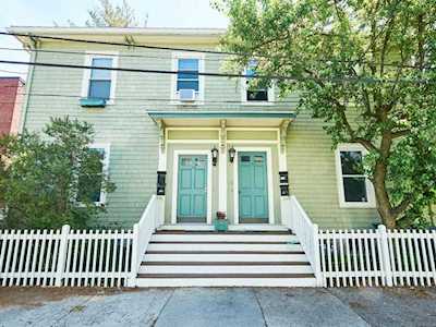 136 Pine St #1 Cambridge, MA 02139