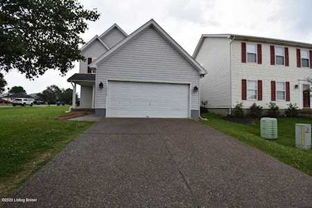 10610 Pinoak View Dr Louisville, KY 40299