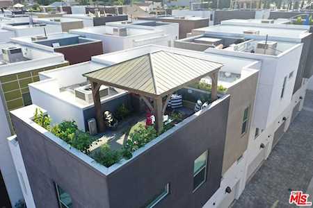 2200 Edendale Lane Los Angeles, CA 90026