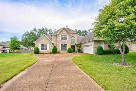 8964 Brunswick Farms Dr Bartlett, TN 38002