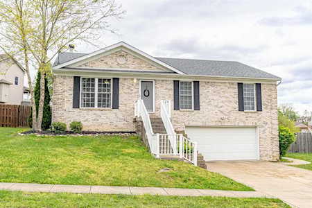 153 Lincoln Station Dr Simpsonville, KY 40067