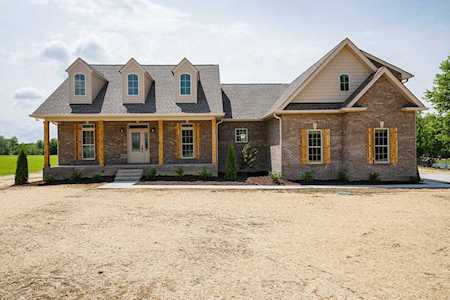 733 New Deal Potts Road Portland, TN 37148