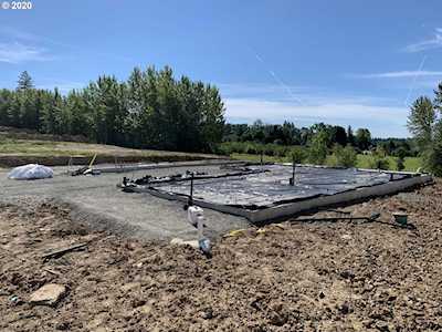 2100 E 6th St La Center, WA 98629