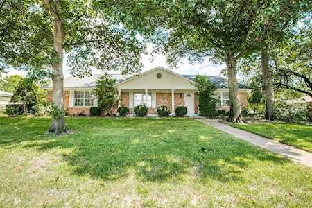 304 Oak Valley Drive Colleyville, TX 76034