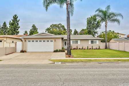 8691 Parker Circle Huntington Beach, CA 92647