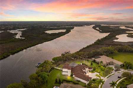 11805 Rive Isle RUN Parrish, FL 34219