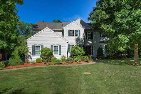 7 Old Towne Way Sturbridge, MA 01518
