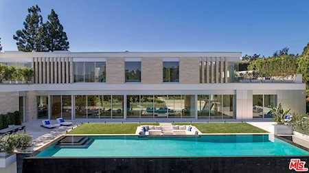 642 Perugia Way Los Angeles, CA 90077