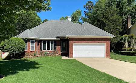 9102 Brightleaf Place Charlotte, NC 28269