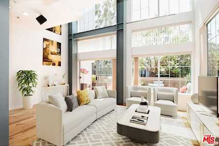 5350 Playa Vista Drive #29 Playa Vista, CA 90094