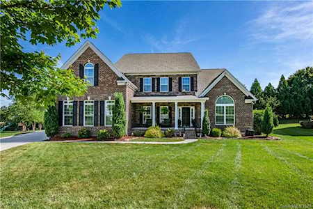 8551 Twickenham Terrace Harrisburg, NC 28075